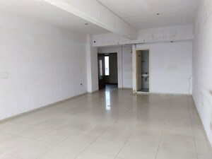 Room in  Office Space at Shilp Arista, Bodakdev – for Rent