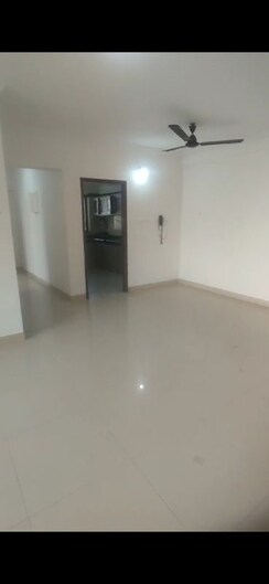 2 BHK Apartment For Sale in Whispering Heights
