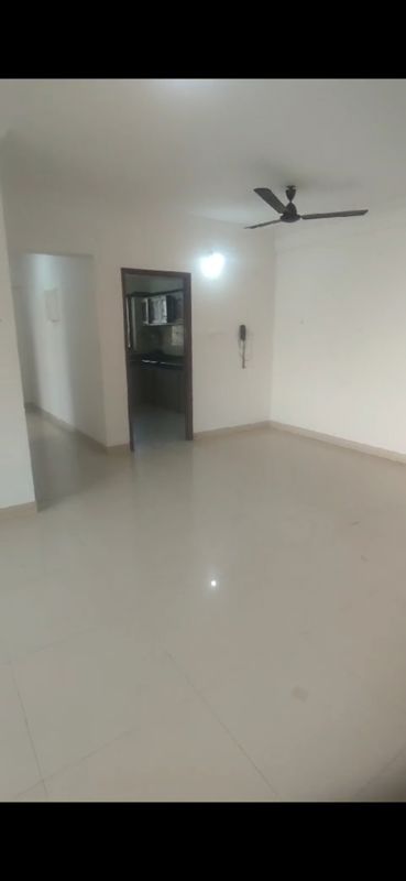 2 BHK Apartment For Sale in Whispering Heights