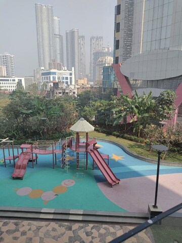 2 BHK Apartment For Rent in Mittal Phoenix Tower, Lower Parel