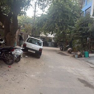 Parking in  Plot at New Palam Vihar Phase 1 – for Sale