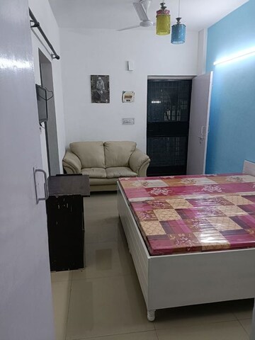 Master Bedroom in 2 BHK Builder Floor at RWA Apartments Sector 52, Sector 52 – for Rent