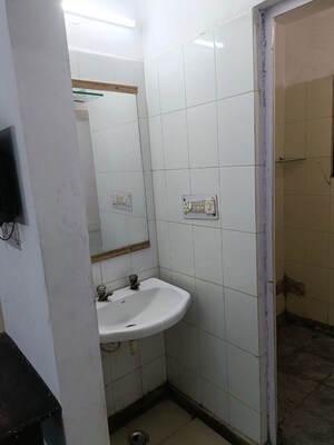 Bathroom in 2 BHK Builder Floor at RWA Apartments Sector 52, Sector 52 – for Rent