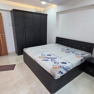 4 BHK Apartment For Rent in Oberoi Realty Sky Heights, Lokhandwala Complex