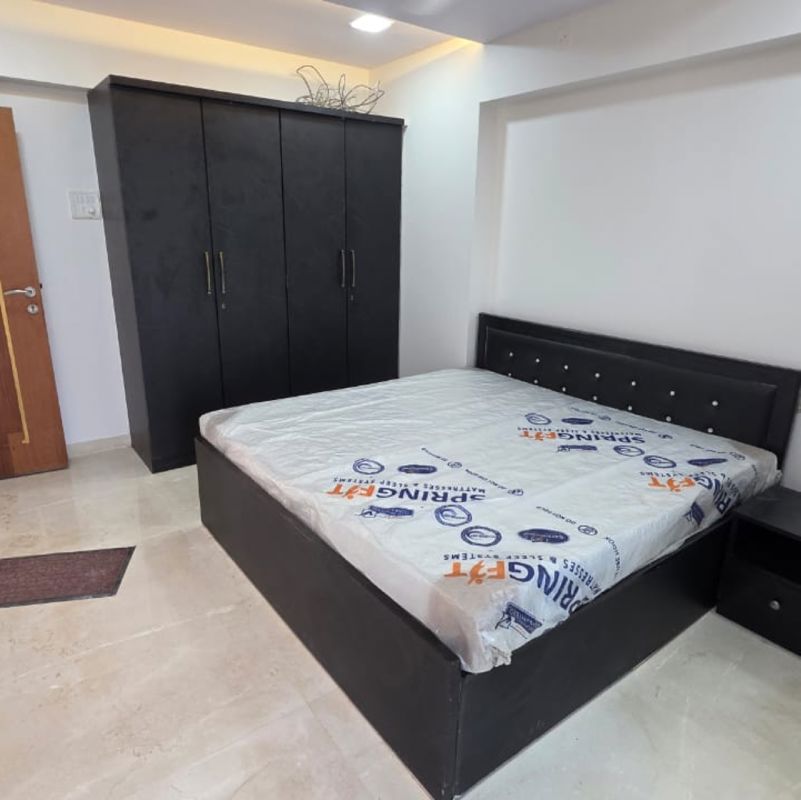 4 BHK Apartment For Rent in Oberoi Realty Sky Heights