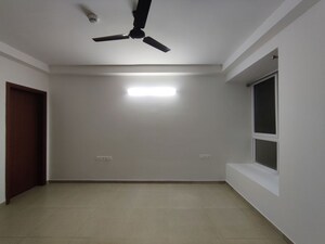 Room in 2 BHK Apartment at Bhartiya City, Thanisandra Main Road – for Rent