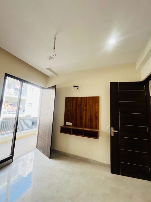 3 BHK + Pooja Room Apartment For Sale in Dhakoli