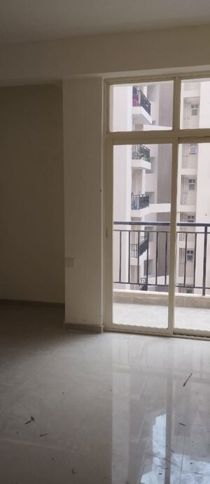 Room in 2 BHK Apartment at Urban Axis Urban Woods, Sushant Golf City – for Sale