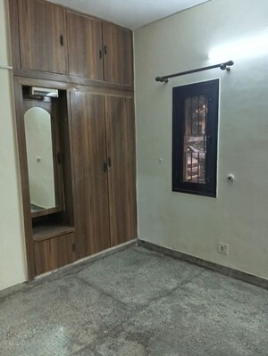 Room in 2 BHK Builder Floor at Malviya Nagar – for Rent