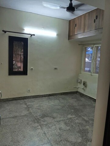 Room in 2 BHK Builder Floor at Malviya Nagar – for Rent