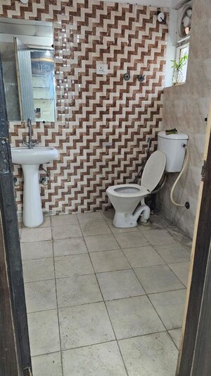 Bathroom in 4 BHK Builder Floor at Lajpat Nagar – for Sale