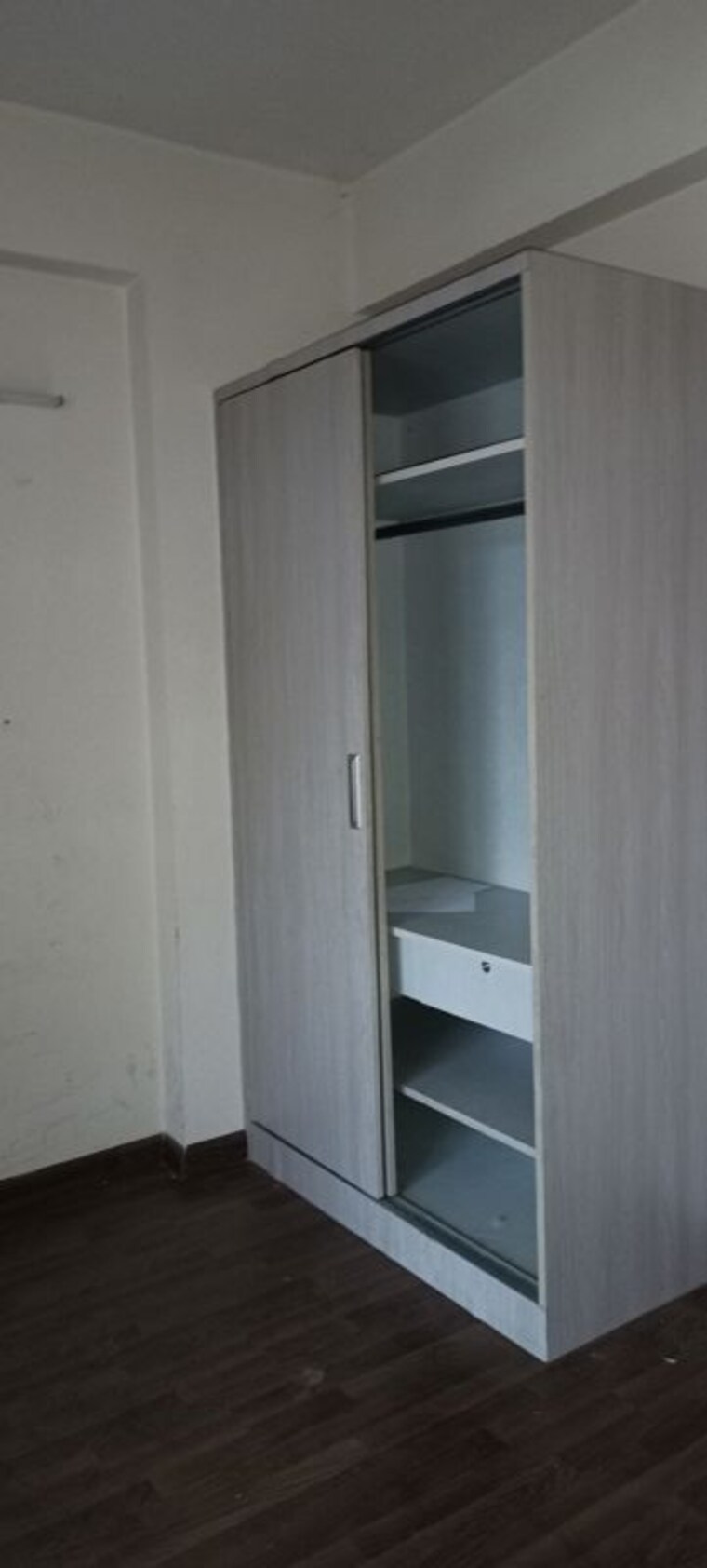 Bathroom, bptp-discovery-park 3 Bedroom 956 Sq.Ft. Apartment In Sector 80 Faridabad 10051151