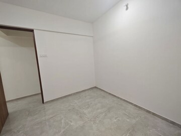 Room in 3 BHK Apartment at Arihant Balaji Pride, Chembur – for Rent