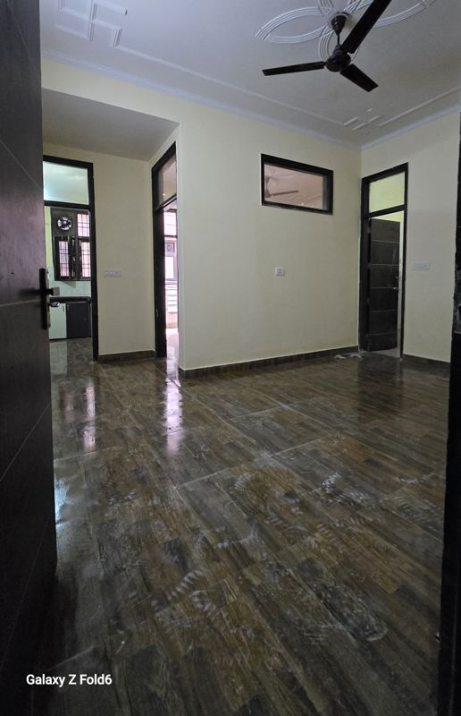 1 BHK + Servant Room Builder Floor For Rent in Chattarpur