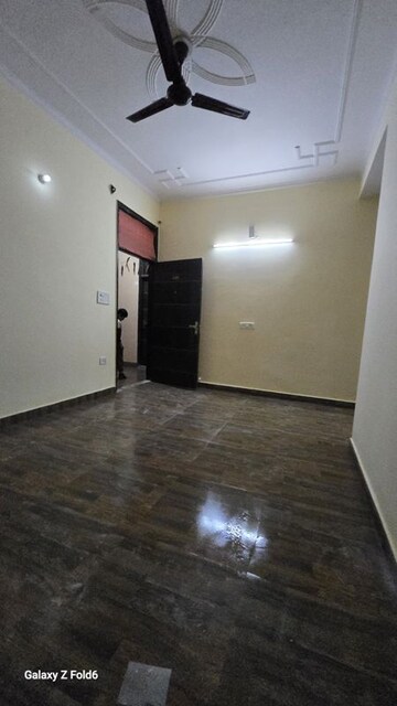Room in 1 BHK Builder Floor at Chattarpur – for Rent