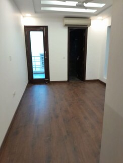 4 BHK + Pooja Room,Servant Room,Study Room,Extra Room Builder Floor For Sale in Lajpat Nagar II