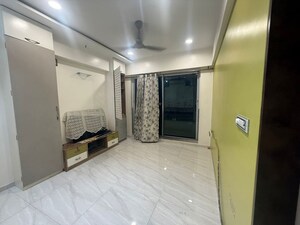 Room in 2 BHK Apartment at Thane West – for Rent