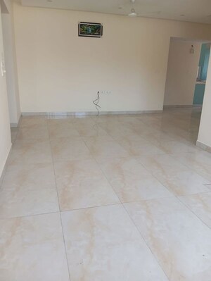 Room in 2 BHK Apartment at Alexandria Apartments, Richmond Town – for Rent