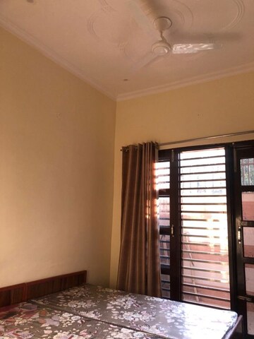 Room in 2 BHK Apartment at GMADA Eco City, North Mullanpur – for Rent