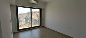 Room in 2 BHK Apartment at Kanakia Silicon Valley, Powai – for Rent