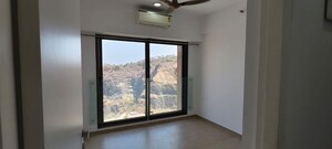 Room in 2 BHK Apartment at Kanakia Silicon Valley, Powai – for Rent