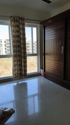 Room in 2 BHK Apartment at Goel Ganga Acropolis, Baner – for Rent
