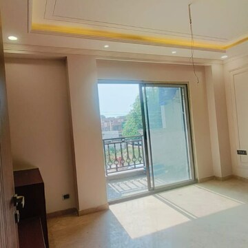 Living Room in 3.5 BHK Apartment at BPTP Park Grandeura, Sector 82 – for Rent