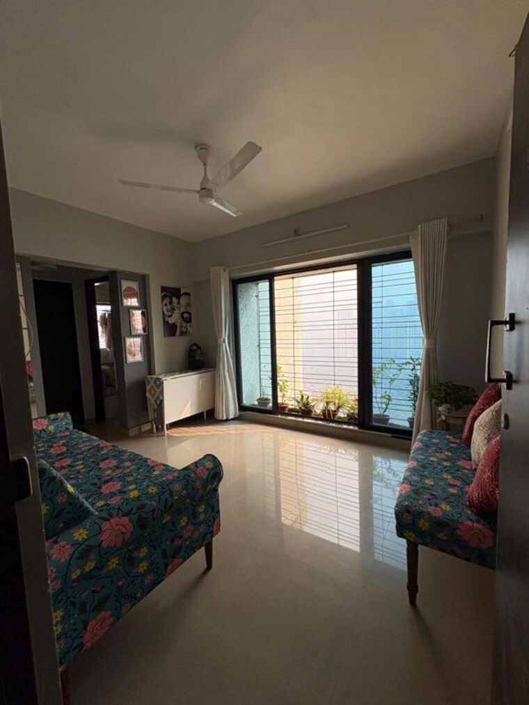 Living Room, runwal-pearl 1 Bedroom 484 Sq.Ft. Apartment In Manpada Thane 10051371