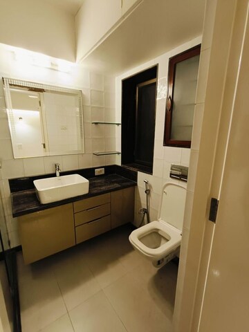 Team Area in 2 BHK Apartment at Everest Apartments Malabar Hill, Malabar Hill – for Rent