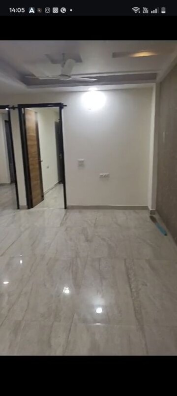 Room in 3 BHK Builder Floor at Rajendra Nagar – for Sale