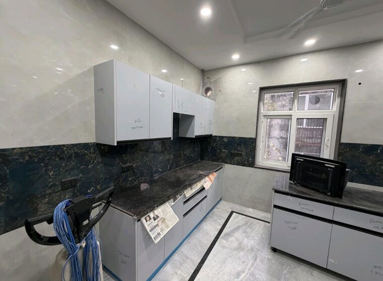 Team Area, lajpat nagar iii 3 Bedroom 2700 Sq.Ft. Builder Floor In Lajpat Nagar Iii Delhi 10051455