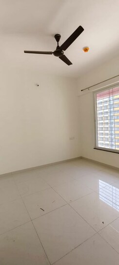 2 BHK Apartment For Sale in Kolte Patil Life Republic R 10