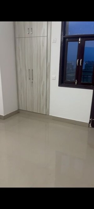 Room in 3 BHK Apartment at Sanchar Nest Palm Heights, Wave City – for Rent
