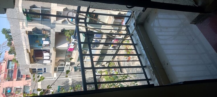 Balcony, ip extension 2 Bedroom 950 Sq.Ft. Apartment In Ip Extension Delhi 10051546