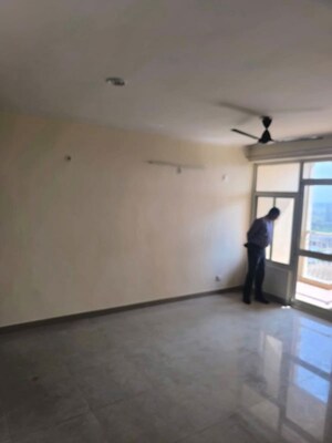 Room in 3 BHK Apartment at Terra Elegance, Alwar Bypass Road – for Sale