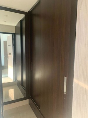 Room in 3 BHK Apartment at Omkar Alta Monte, Malad East – for Rent