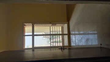 Room in 3 BHK Apartment at Assotech Windsor Court, Sector 78 – for Rent