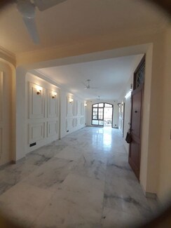 3 BHK + Servant Room Builder Floor For Rent in Panchsheel Enclave