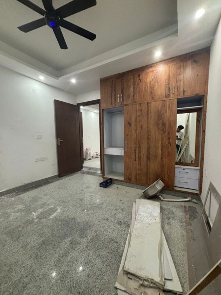 Bedroom, freedom fighters enclave 3 Bedroom 2500 Sq.Ft. Apartment In Freedom Fighters Enclave Delhi 10051727