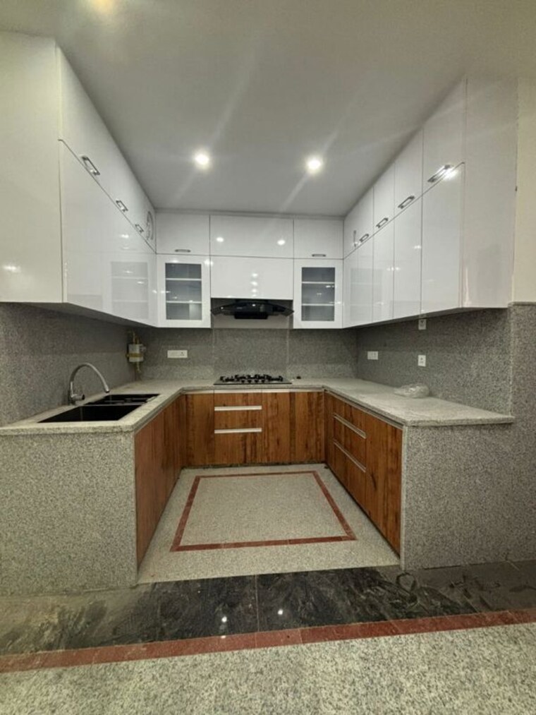 Kitchen, freedom fighters enclave 3 Bedroom 2500 Sq.Ft. Apartment In Freedom Fighters Enclave Delhi 10051727