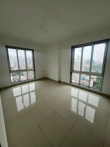 Room in 4 BHK Apartment at Pashmina Serene, Dadar East – for Sale