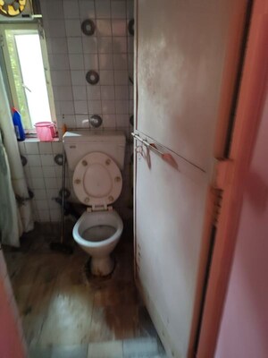 Bathroom in 3 BHK Apartment at Samhita Splendid Homes, Tadepalli – for Sale