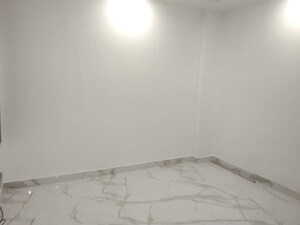 Room in 2 BHK Builder Floor at Saket – for Rent