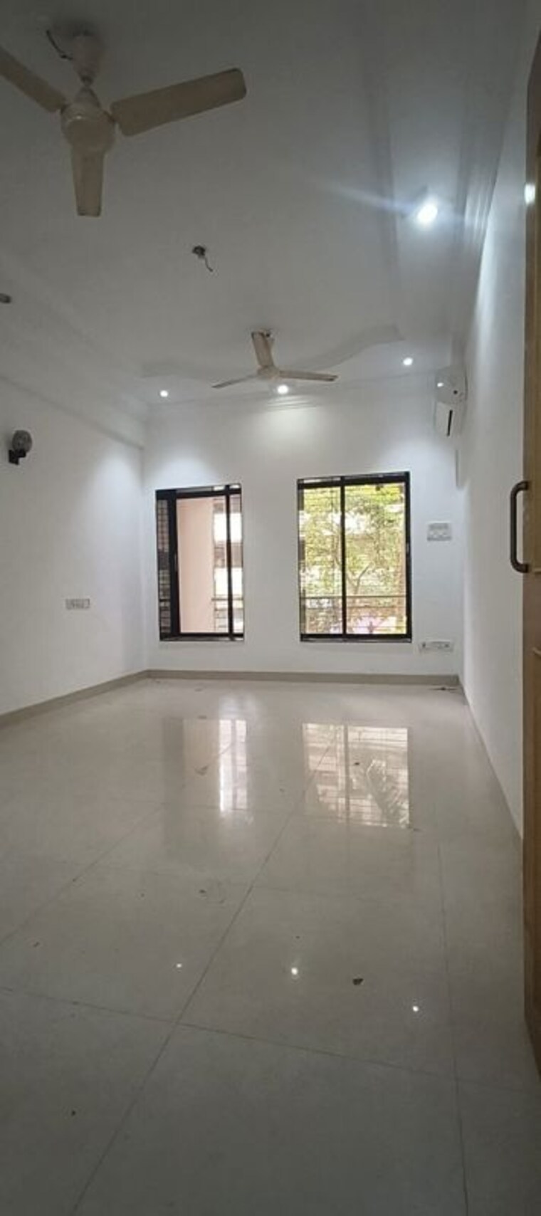 Room, hillslope-chs 2 Bedroom 855 Sq.Ft. Apartment In Pali Hill Mumbai 10051812