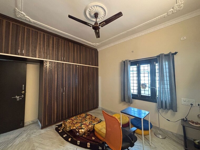 Living Room, chattarpur 2 Bedroom 900 Sq.Ft. Builder Floor In Chattarpur Delhi 10051877