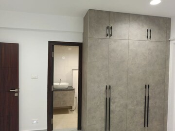 Room in 3 BHK Apartment at RNP 1, Kondapur – for Rent