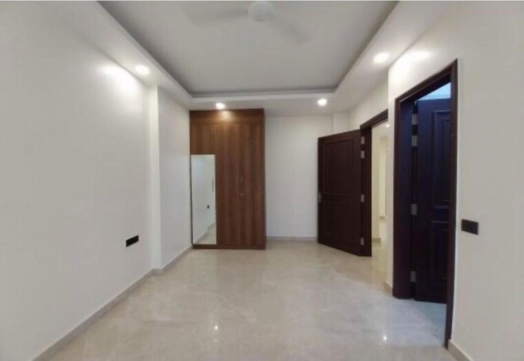 Room, green park 3 Bedroom 1300 Sq.Ft. Builder Floor In Green Park Delhi 10051956