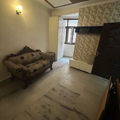 2 BHK + Pooja Room Builder Floor For Rent in Kotla Mubarakpur