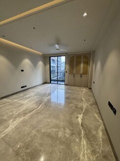 5 BHK + Servant Room,Study Room,Extra Room Independent House For Sale in Chirag Enclave