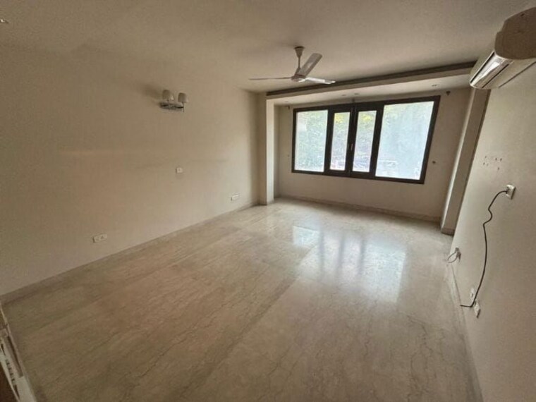 Room, chirag enclave 5 Bedroom 1600 Sq.Ft. Independent House In Chirag Enclave Delhi 10051988